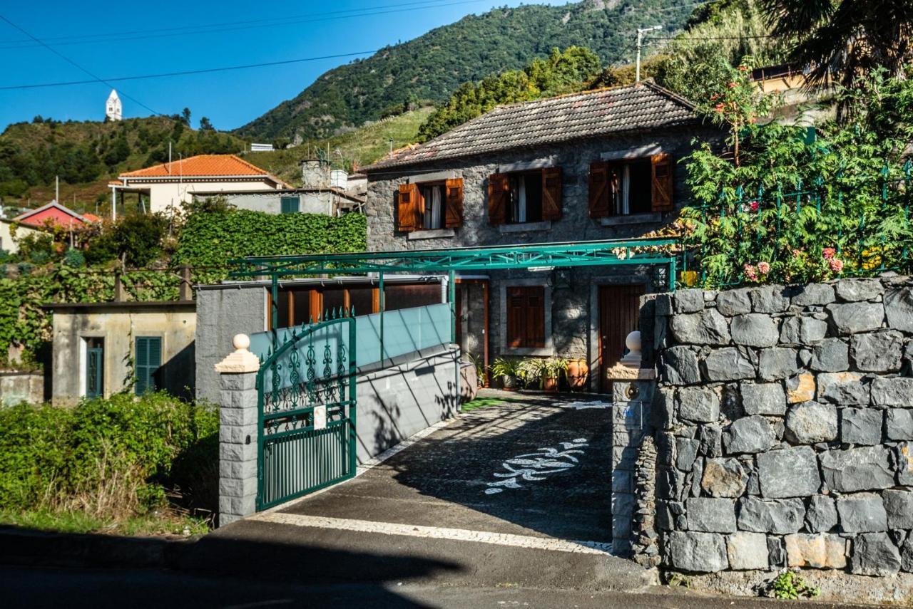 Apartment Stone House 